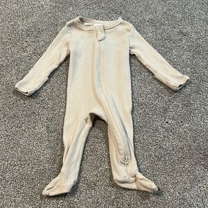 MEBIE BABY Boutique ribbed cream‎ sleeper 95% organic cotton 3-6 months